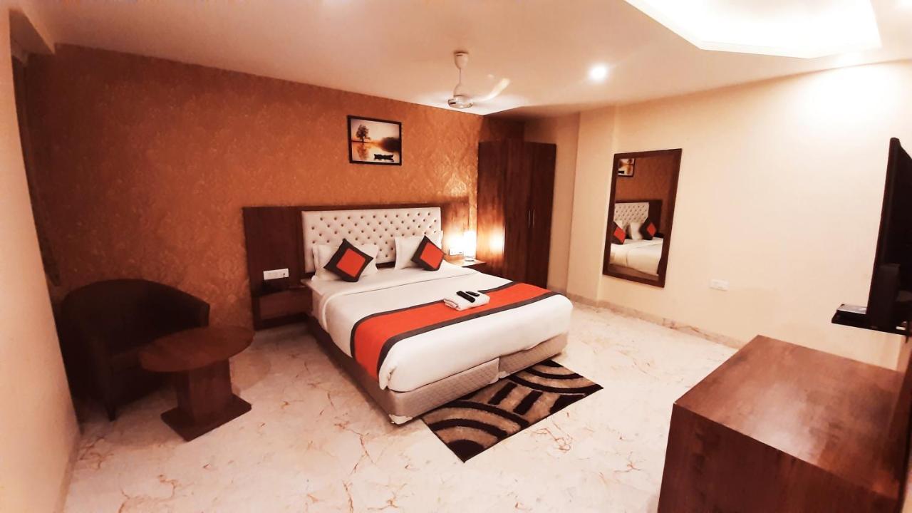 Mayda Inn- A Boutique Hotel Ню Делхи Екстериор снимка