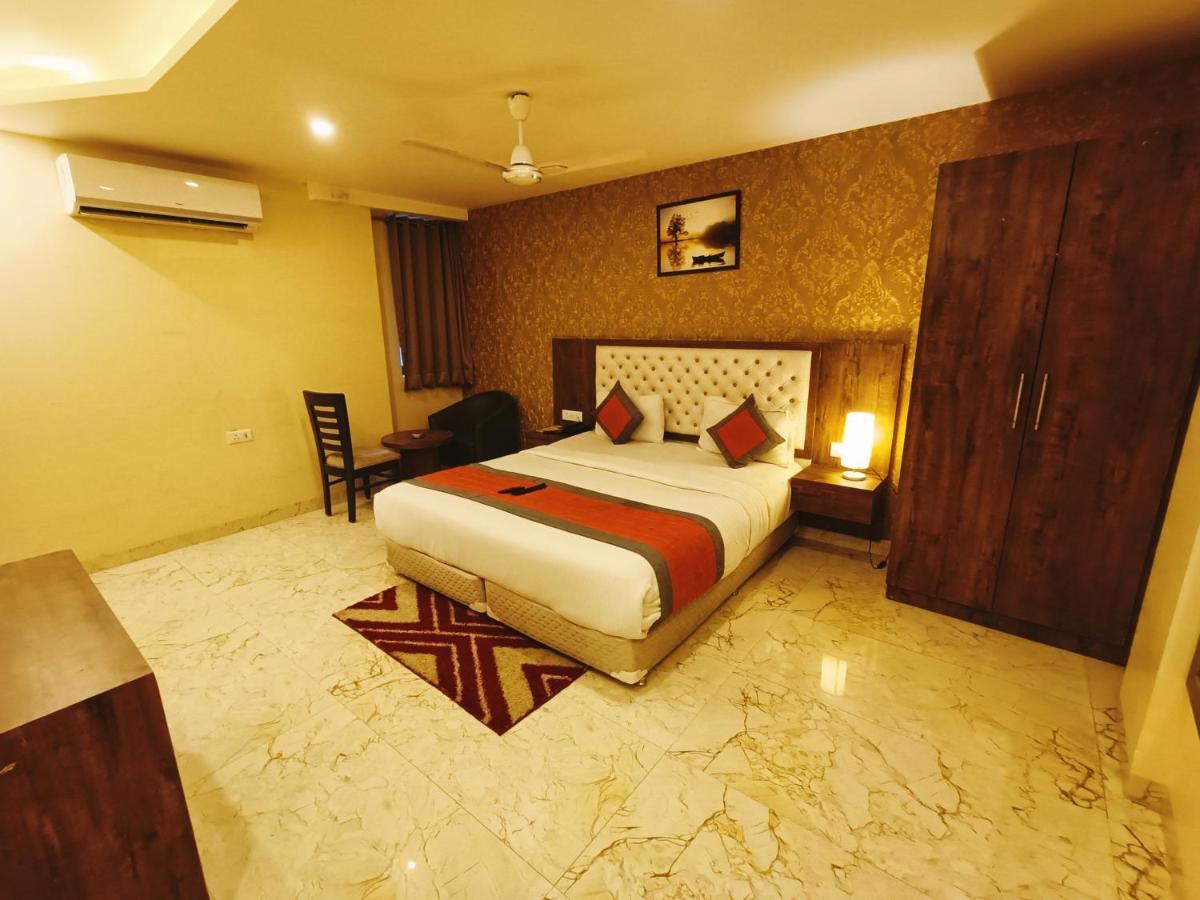 Mayda Inn- A Boutique Hotel Ню Делхи Екстериор снимка