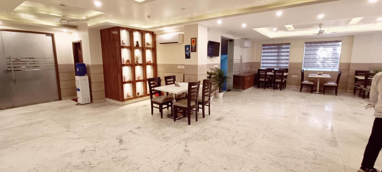 Mayda Inn- A Boutique Hotel Ню Делхи Екстериор снимка