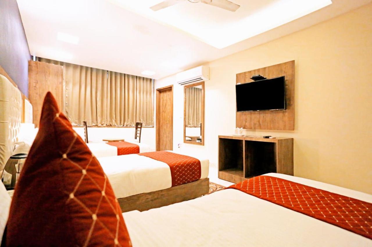 Mayda Inn- A Boutique Hotel Ню Делхи Екстериор снимка